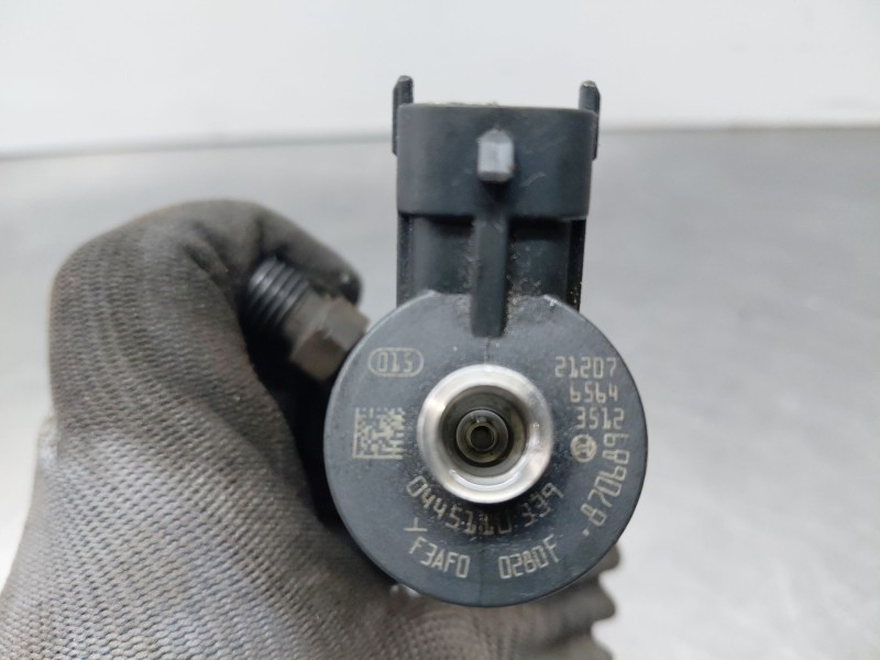 Recambio de inyector para peugeot 208 acces referencia OEM IAM   