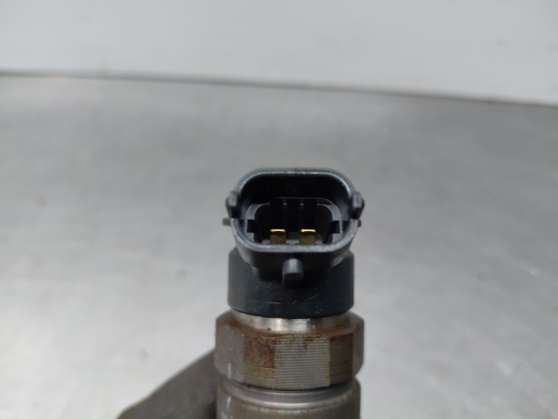 Recambio de inyector para peugeot 208 acces referencia OEM IAM   
