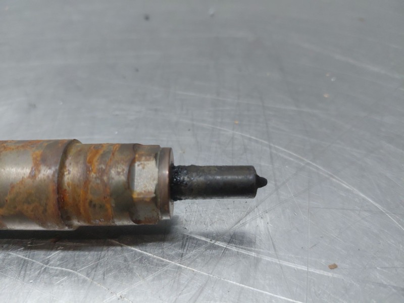 Recambio de inyector para peugeot 208 acces referencia OEM IAM   