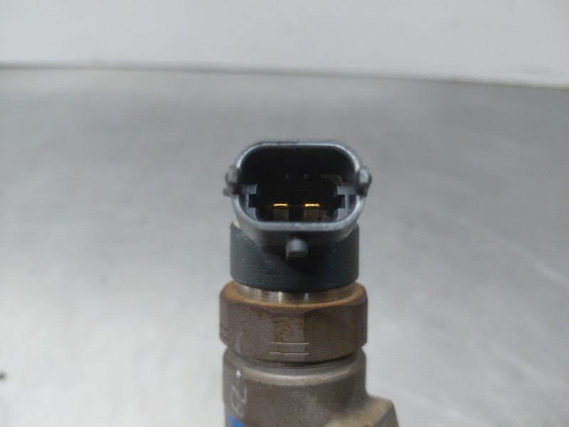 Recambio de inyector para peugeot 208 acces referencia OEM IAM   