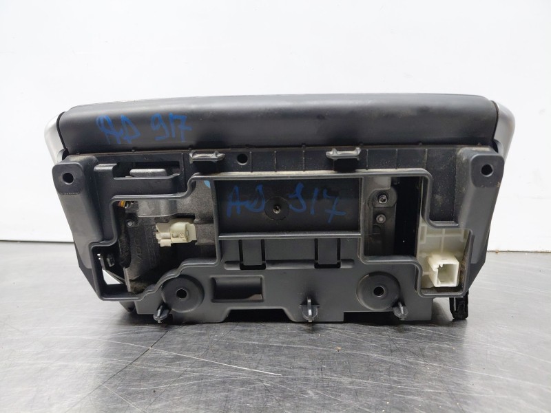 Recambio de pantalla multifuncion para peugeot 208 acces referencia OEM IAM   