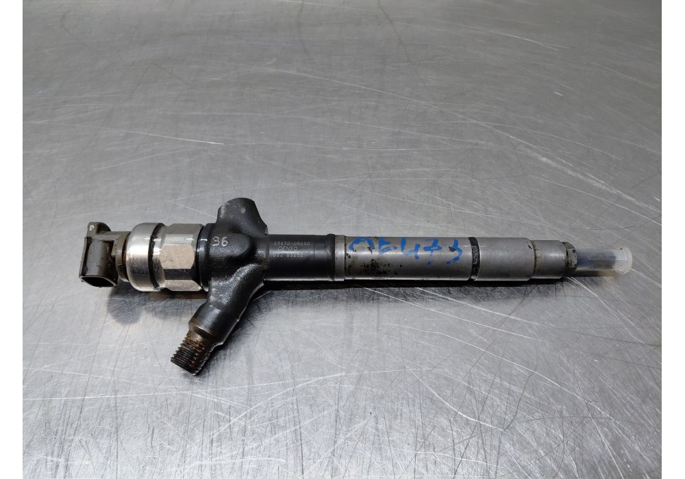 Recambio de inyector para toyota auris (_e15_) 2.0 d-4d (ade150_) referencia OEM IAM   