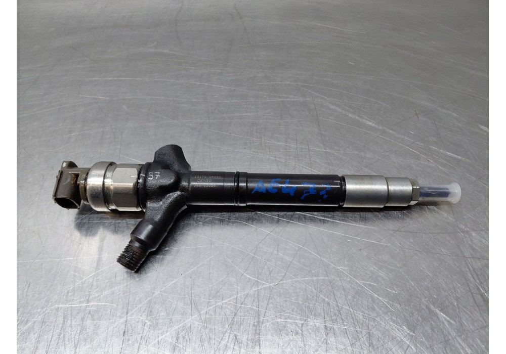 Recambio de inyector para toyota auris (_e15_) 2.0 d-4d (ade150_) referencia OEM IAM   