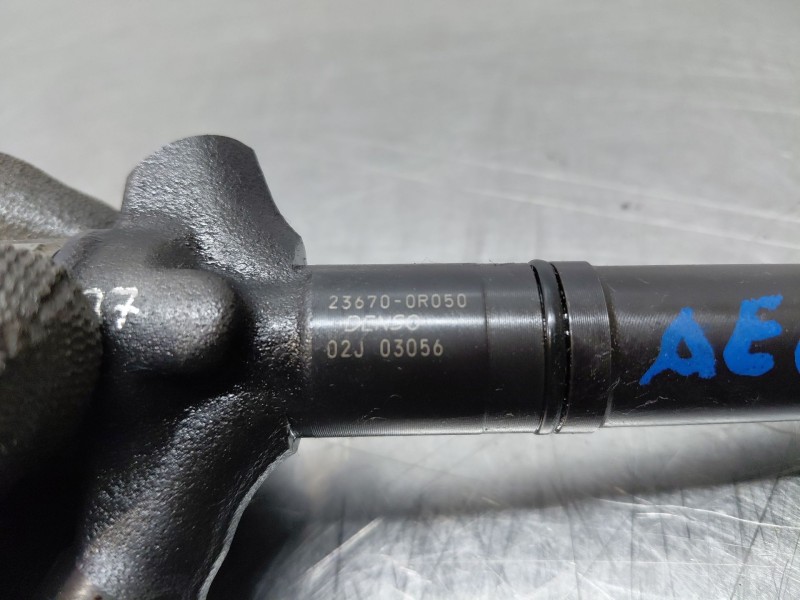 Recambio de inyector para toyota auris (_e15_) 2.0 d-4d (ade150_) referencia OEM IAM   