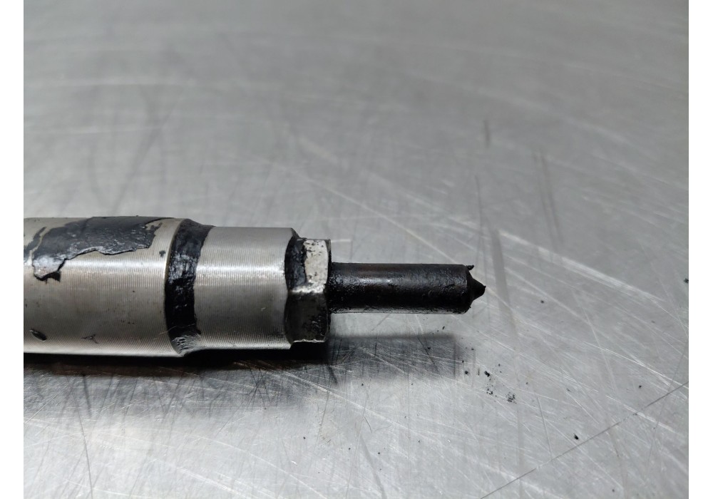 Recambio de inyector para toyota auris (_e15_) 2.0 d-4d (ade150_) referencia OEM IAM   