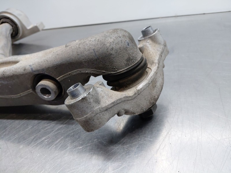 Recambio de brazo suspension inferior delantero izquierdo para volvo v90 kombi momentum referencia OEM IAM 32381882  