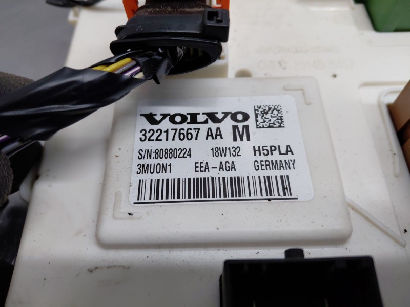 Recambio de modulo electronico para volvo v90 kombi momentum referencia OEM IAM 32217667 32217667aa 80880224