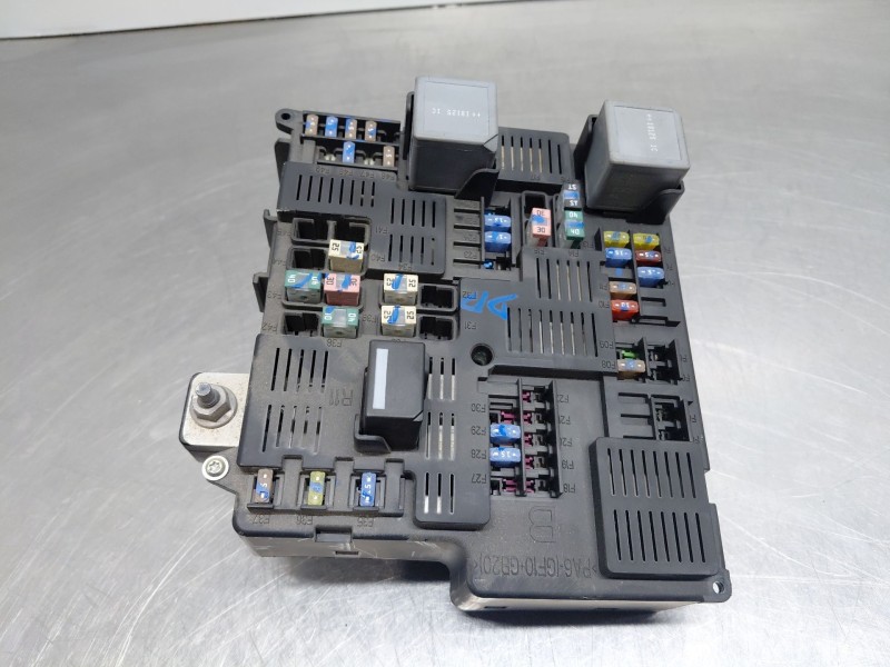 Recambio de caja reles / fusibles para volvo v90 kombi momentum referencia OEM IAM 31473770  