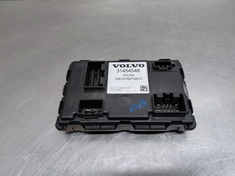 Recambio de modulo electronico para volvo v90 kombi momentum referencia OEM IAM 31454548  
