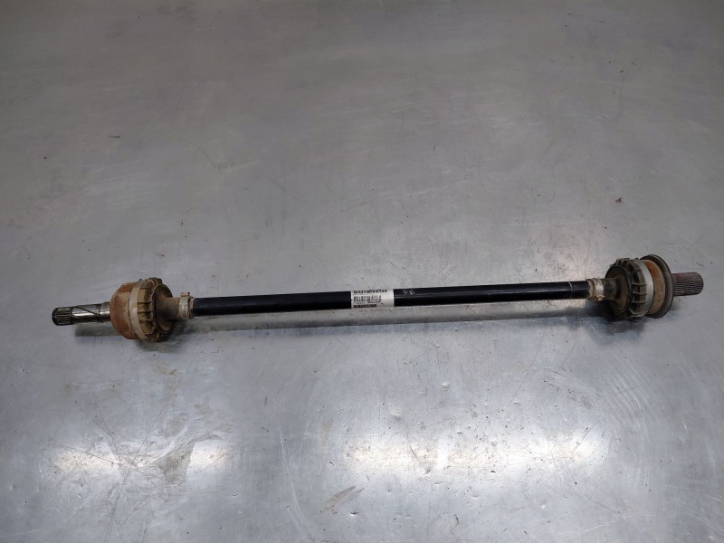 Recambio de transmision trasera izquierda para volvo v90 kombi momentum referencia OEM IAM 36012683  