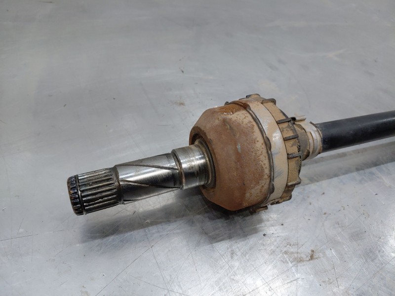 Recambio de transmision trasera izquierda para volvo v90 kombi momentum referencia OEM IAM 36012683  