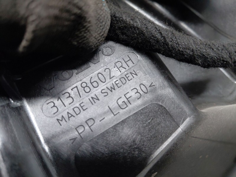 Recambio de elevalunas trasero derecho para volvo v90 kombi momentum referencia OEM IAM 31378602  