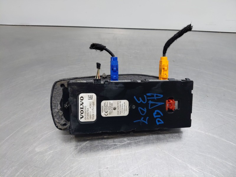 Recambio de antena para volvo v90 kombi momentum referencia OEM IAM 31346764  