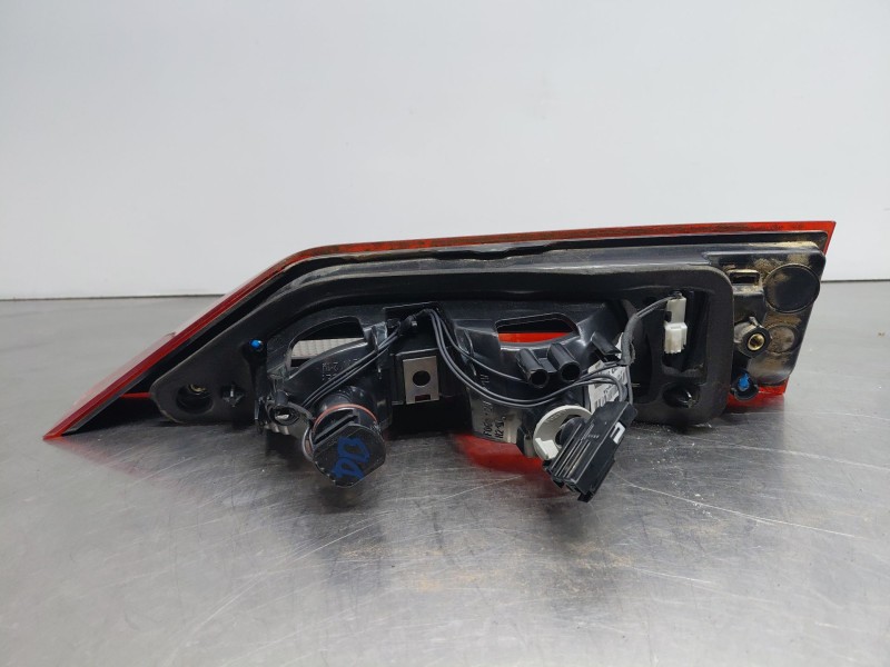 Recambio de piloto trasero derecho interior para volvo v90 kombi momentum referencia OEM IAM 31656786  