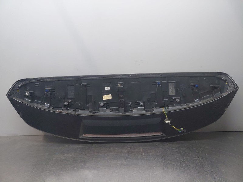 Recambio de aleron trasero para audi q3 (f3b) 35 tdi referencia OEM IAM 83A827933GRU 83A827933G 