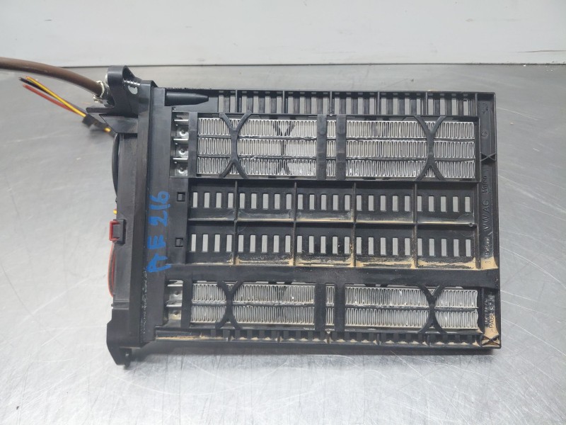 Recambio de resistencia calefaccion para audi q3 (f3b) 35 tdi referencia OEM IAM 5Q0963235C  