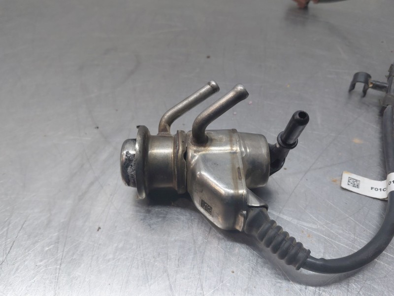 Recambio de inyector para audi q3 (f3b) 35 tdi referencia OEM IAM 04L131113P  