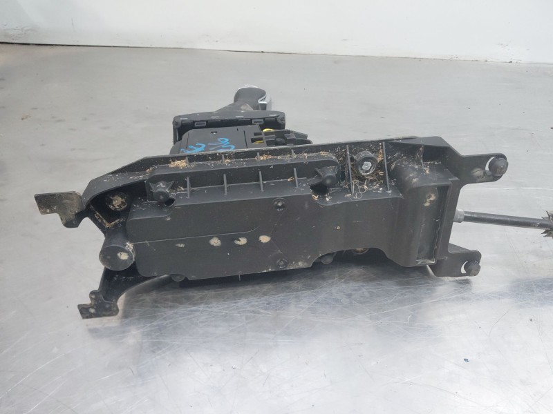 Recambio de palanca cambio para audi q3 (f3b) 35 tdi referencia OEM IAM 5QH713023AJ  