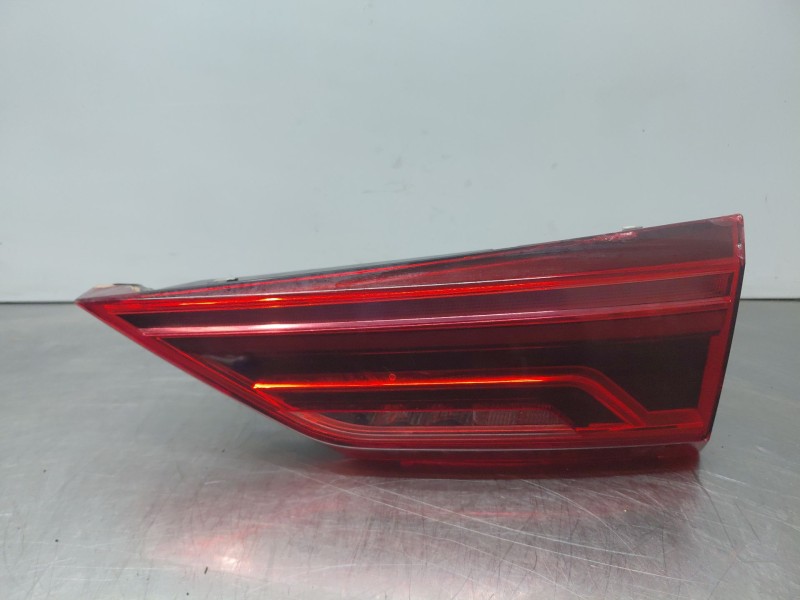 Recambio de piloto trasero derecho interior para audi q3 (f3b) 35 tdi referencia OEM IAM 83A945094  