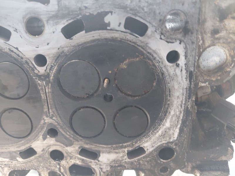 Recambio de culata para toyota auris (_e15_) 2.0 d-4d (ade150_) referencia OEM IAM 1110109365 112010R011 