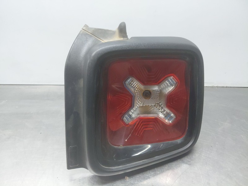 Recambio de piloto trasero derecho para jeep renegade night eagle 4x4 referencia OEM IAM 52109468  