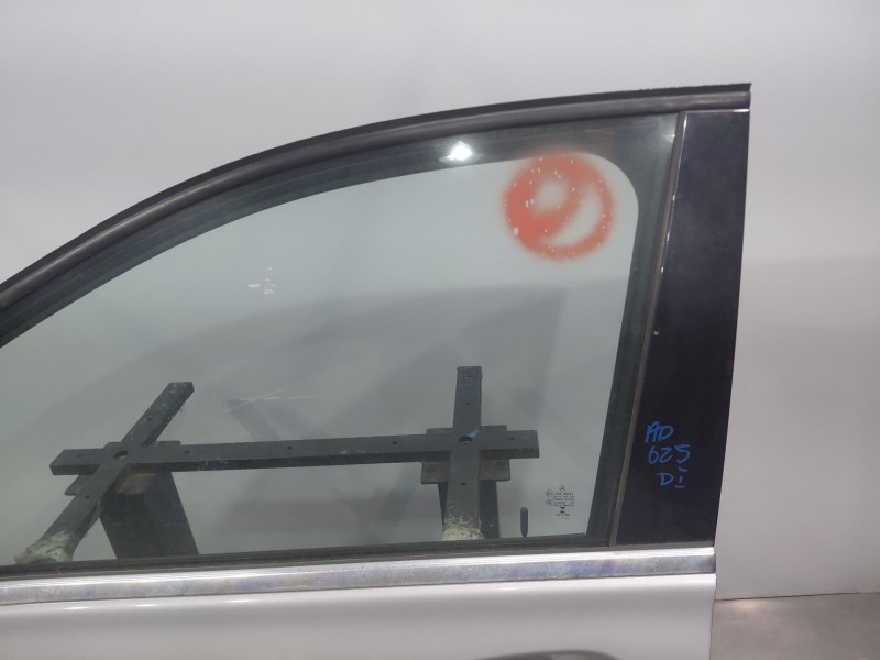 Recambio de puerta delantera izquierda para mercedes-benz clase b (w246) sport referencia OEM IAM A2467200105  