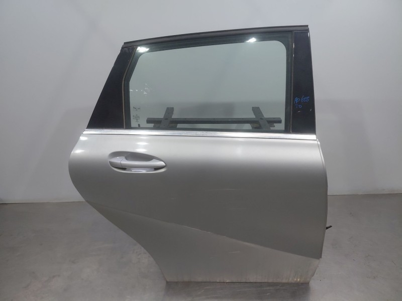 Recambio de puerta trasera derecha para mercedes-benz clase b (w246) sport referencia OEM IAM A2467300205  