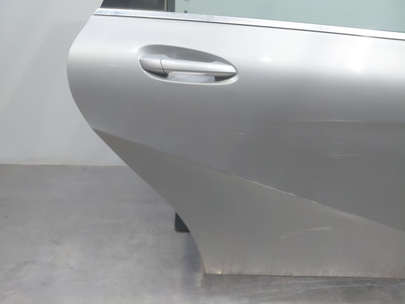 Recambio de puerta trasera derecha para mercedes-benz clase b (w246) sport referencia OEM IAM A2467300205  