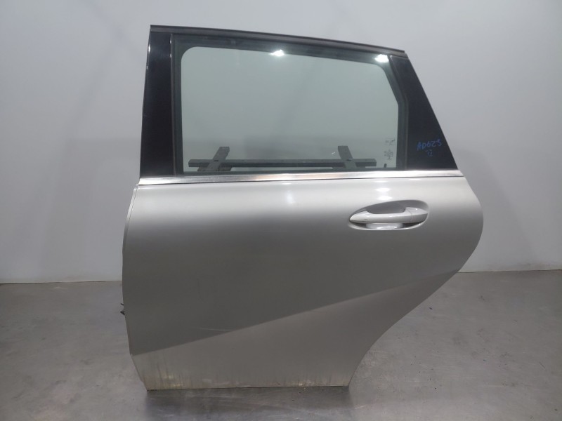 Recambio de puerta trasera izquierda para mercedes-benz clase b (w246) sport referencia OEM IAM A2467300105  