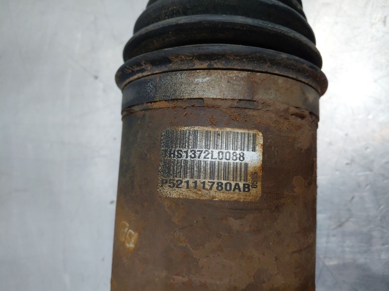 Recambio de transmision delantera derecha para jeep cherokee (kj) sport referencia OEM IAM 5066022AA  