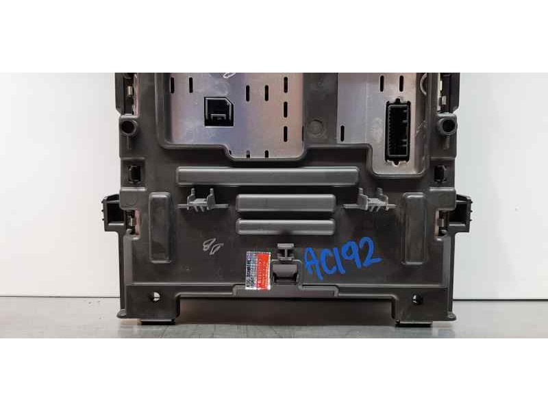 Recambio de pantalla multifuncion para renault megane iv berlina 5p experience referencia OEM IAM 280908369R  