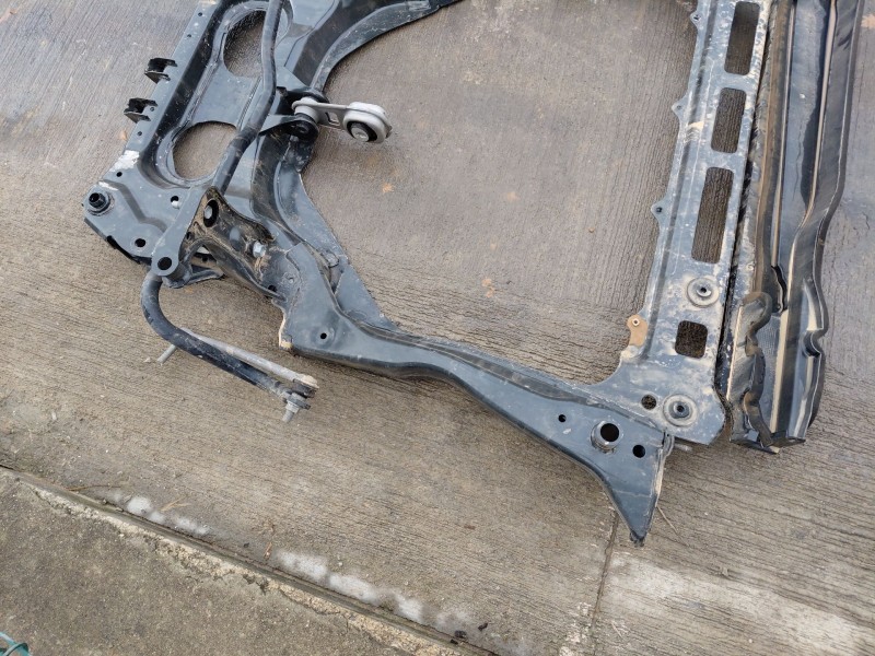 Recambio de puente delantero para nissan qashqai (j12) acenta referencia OEM IAM 544016UA5C  