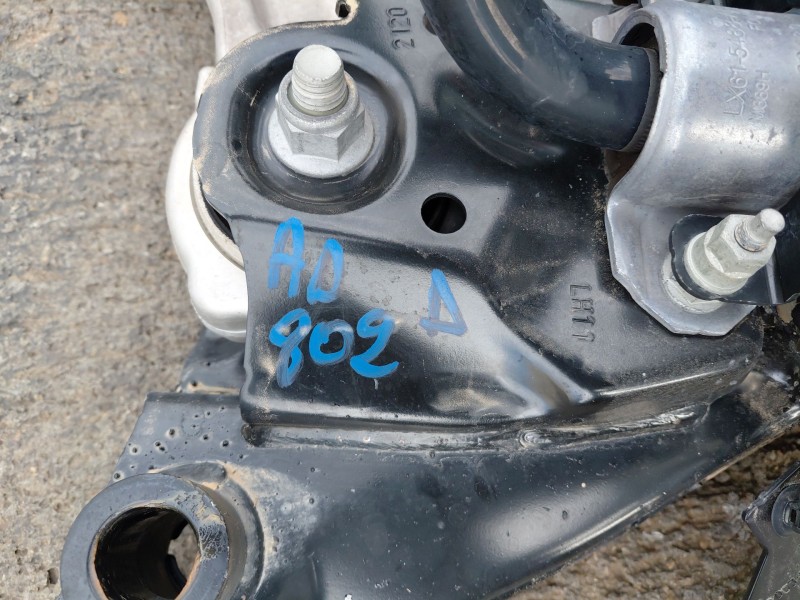 Recambio de puente delantero para ford kuga ecoblue referencia OEM IAM 2730383  