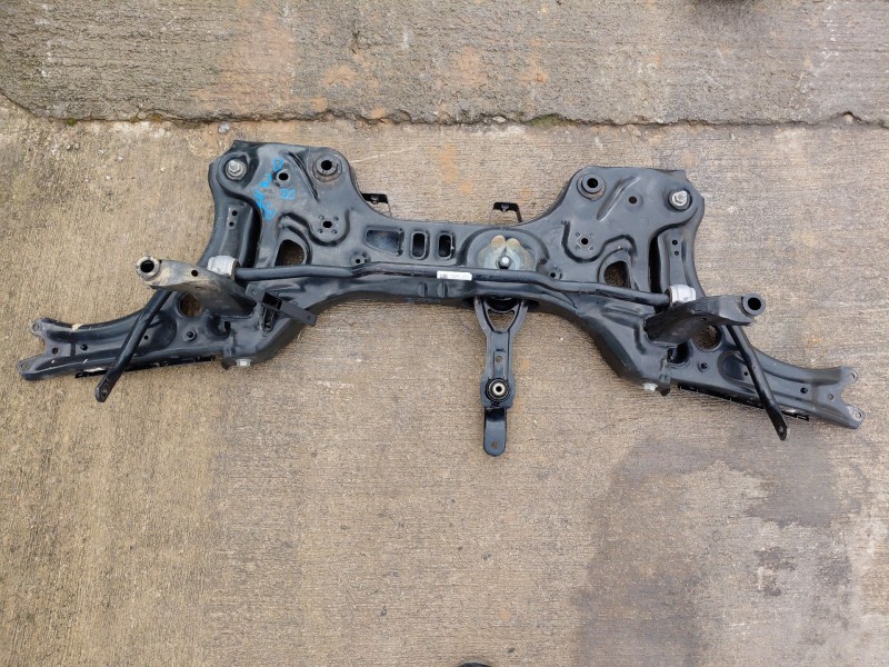 Recambio de puente delantero para volkswagen t-cross advance referencia OEM IAM 2Q0199315  
