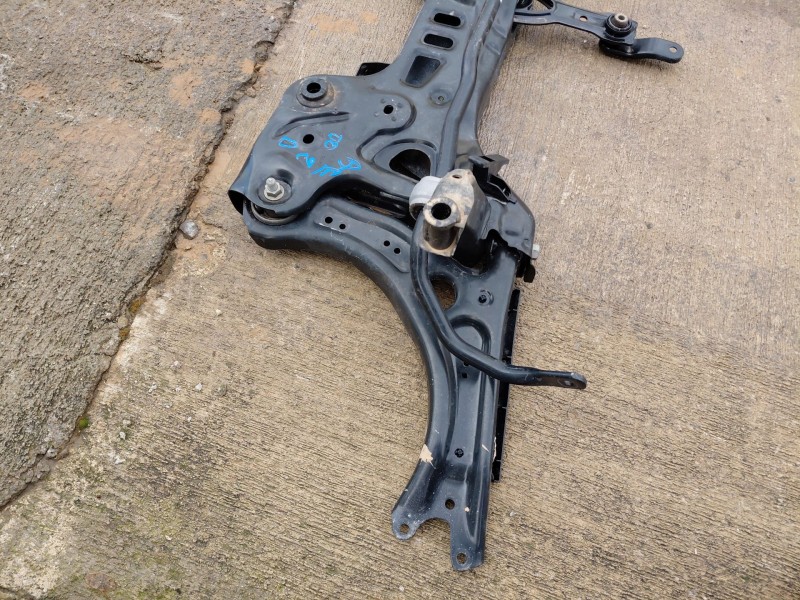 Recambio de puente delantero para volkswagen t-cross advance referencia OEM IAM 2Q0199315  