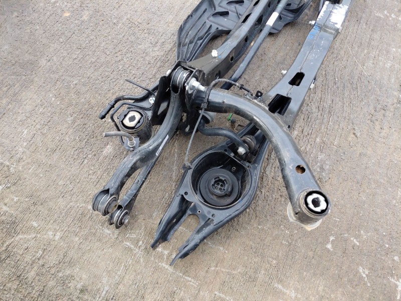 Recambio de puente trasero para audi q3 sportback (f3n) s line referencia OEM IAM 3Q0505235AH  