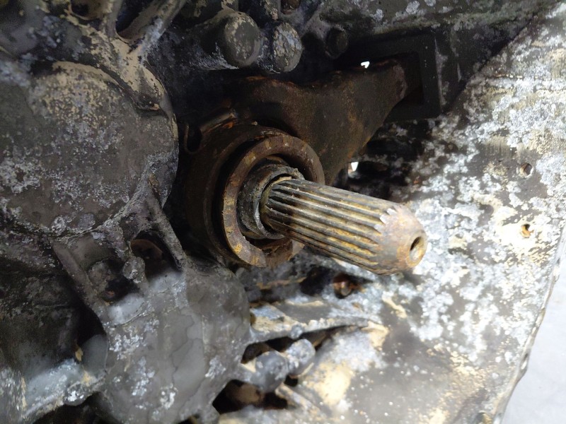 Recambio de caja cambios para toyota auris (_e15_) 2.0 d-4d (ade150_) referencia OEM IAM   