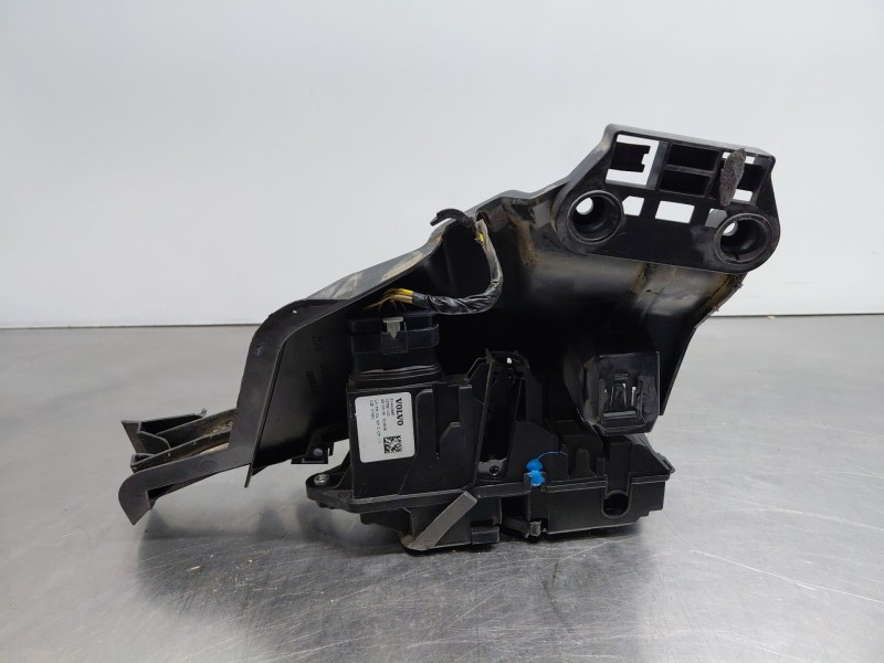 Recambio de cerradura puerta delantera izquierda para volvo v90 kombi momentum referencia OEM IAM 31440997  
