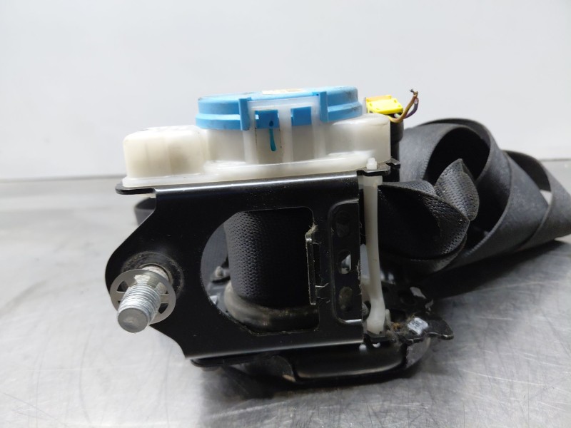 Recambio de cinturon seguridad trasero derecho para mercedes-benz clase b (w246) sport referencia OEM IAM   