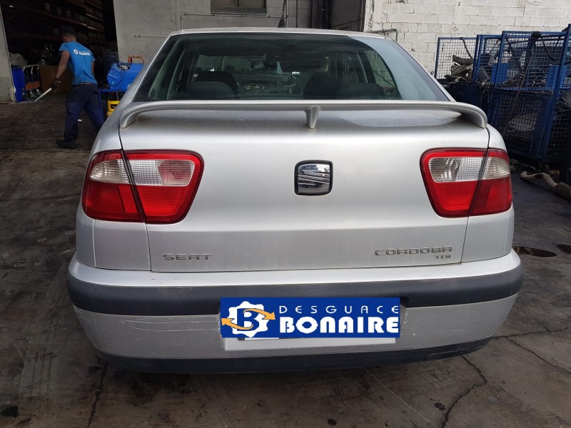 seat cordoba berlina (6k2) del año 2001