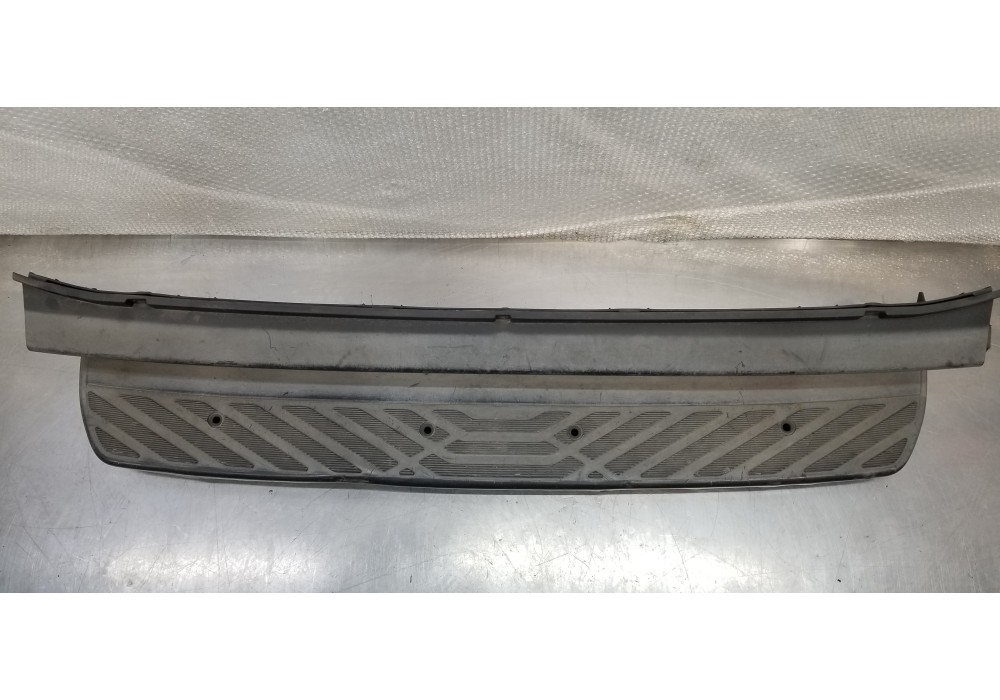 Recambio de paragolpes trasero para volkswagen crafter caja cerrada caja cerrada 30 batalla corta referencia OEM IAM 2E1807302D 