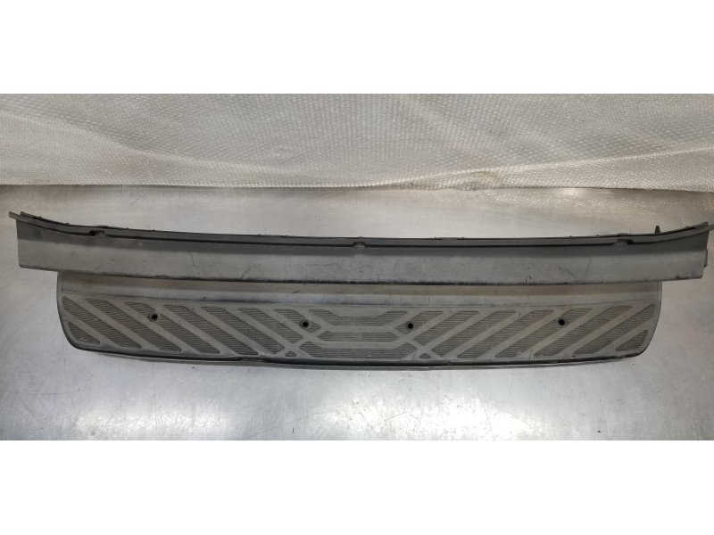 Recambio de paragolpes trasero para volkswagen crafter caja cerrada caja cerrada 30 batalla corta referencia OEM IAM 2E1807302D 