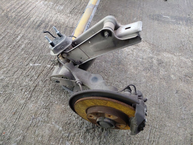 Recambio de puente trasero para citroën xsara (n1) 2.0 hdi 90 referencia OEM IAM 514889  