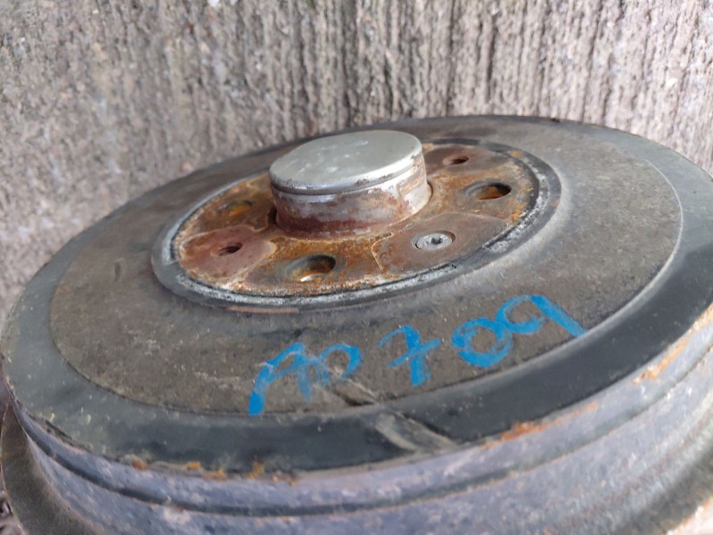 Recambio de puente trasero para opel corsa e design referencia OEM IAM 39010958  