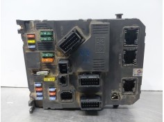 Recambio de caja reles / fusibles para peugeot 1007 dolce referencia OEM IAM 9653667280  