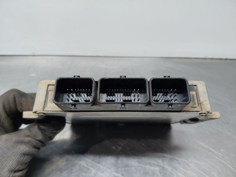 Recambio de centralita motor uce para peugeot 1007 dolce referencia OEM IAM 9658738480 9649433980 