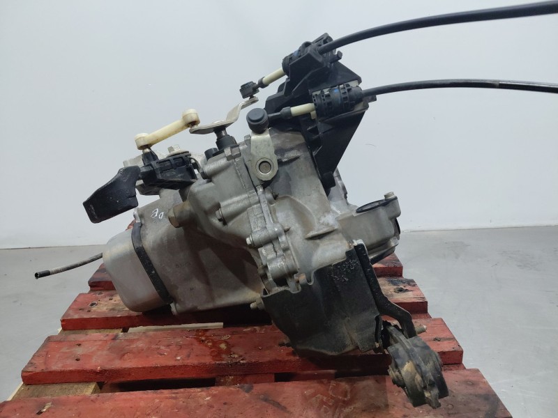 Recambio de caja cambios para peugeot 208 acces referencia OEM IAM 20CQ66  