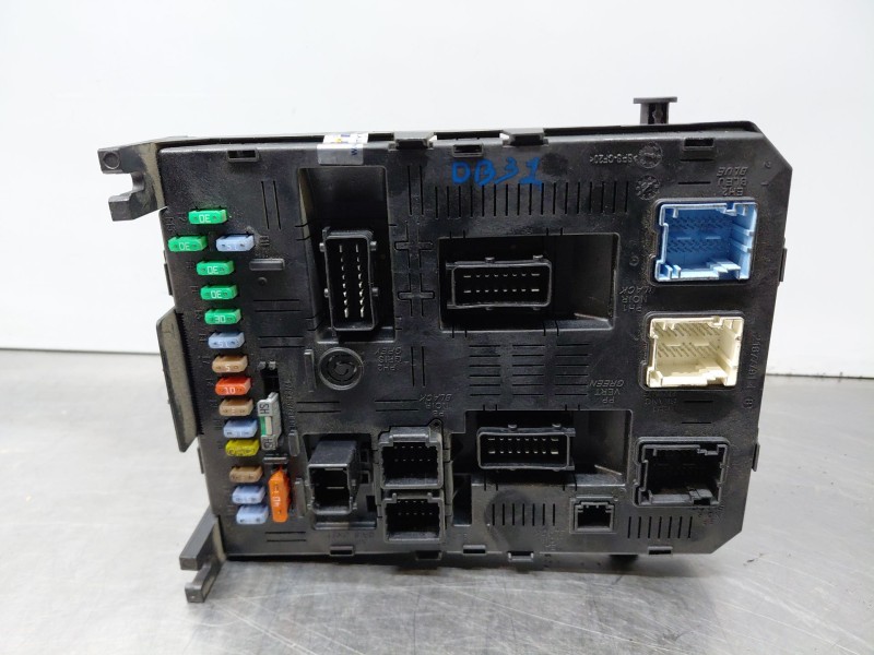 Recambio de caja reles / fusibles para peugeot 307 break/sw (s2) pack referencia OEM IAM 9663510180  