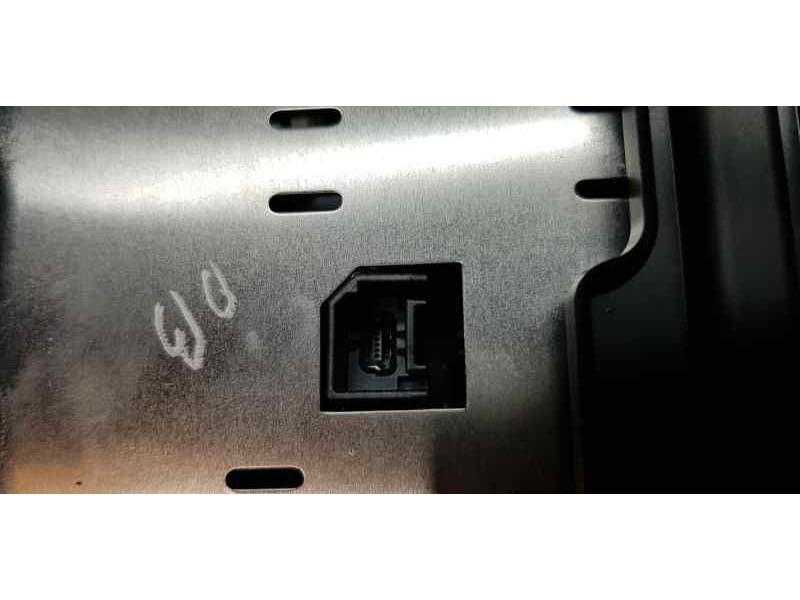 Recambio de pantalla multifuncion para renault megane iv berlina 5p experience referencia OEM IAM 280908369R  