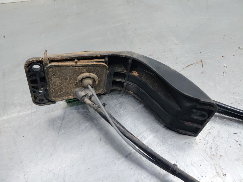 Recambio de motor cierre centralizado delantero izquierdo para peugeot 1007 dolce referencia OEM IAM 9680250380  